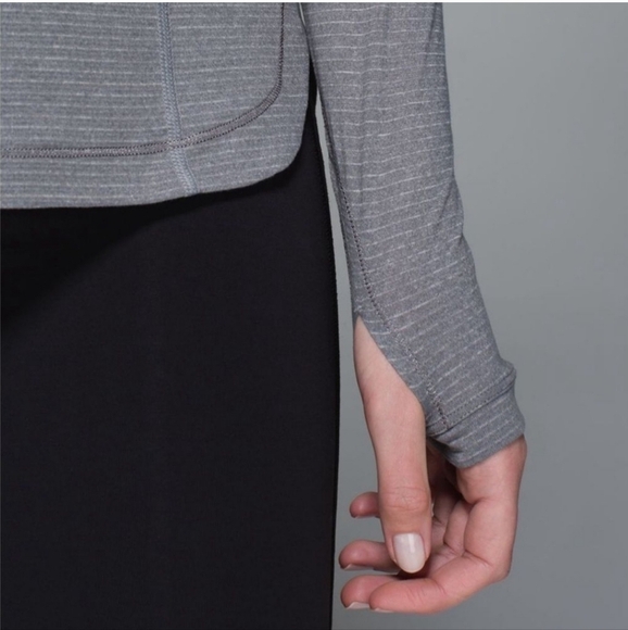 Lululemon Turn It Up Long Sleeve Top Heathered Slate 4 - Picture 4 of 12